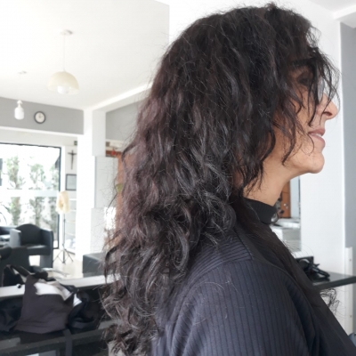 Corte, escova e coloração